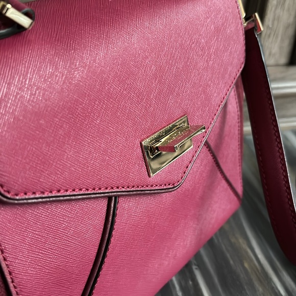 Kate Spade Handbag - Picture 4 of 12